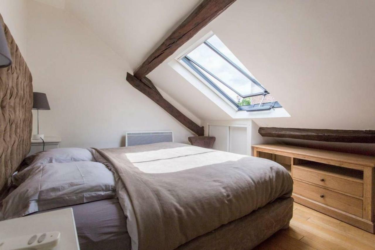 Luxurious Duplex - Top Of Montmartre パリ エクステリア 写真